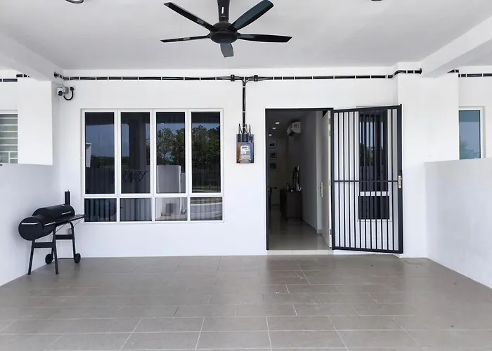 Modern Bayu Retreat Seremban